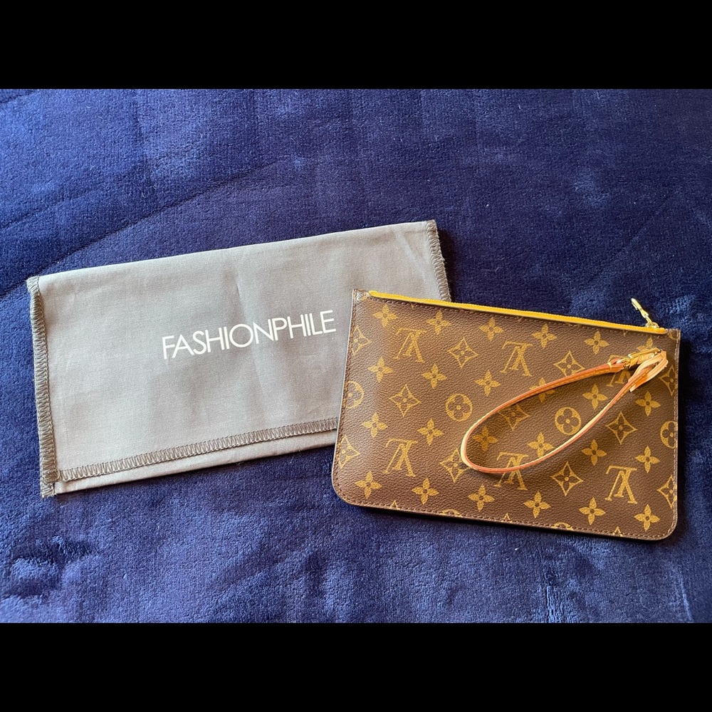 Louis Vuitton Neverfull MM Pouch